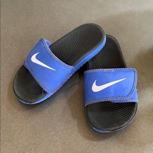 Nike sliders